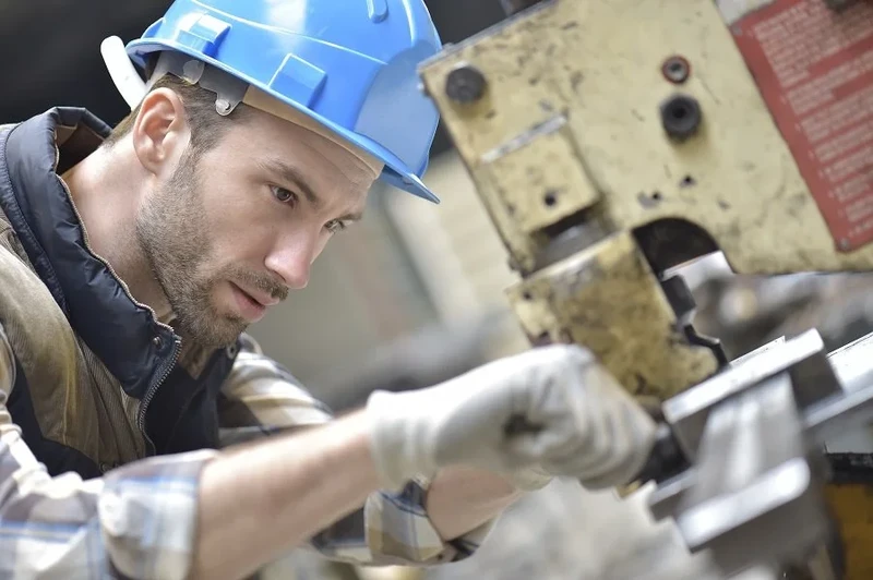 Monter urządzeń elektromechanicznych